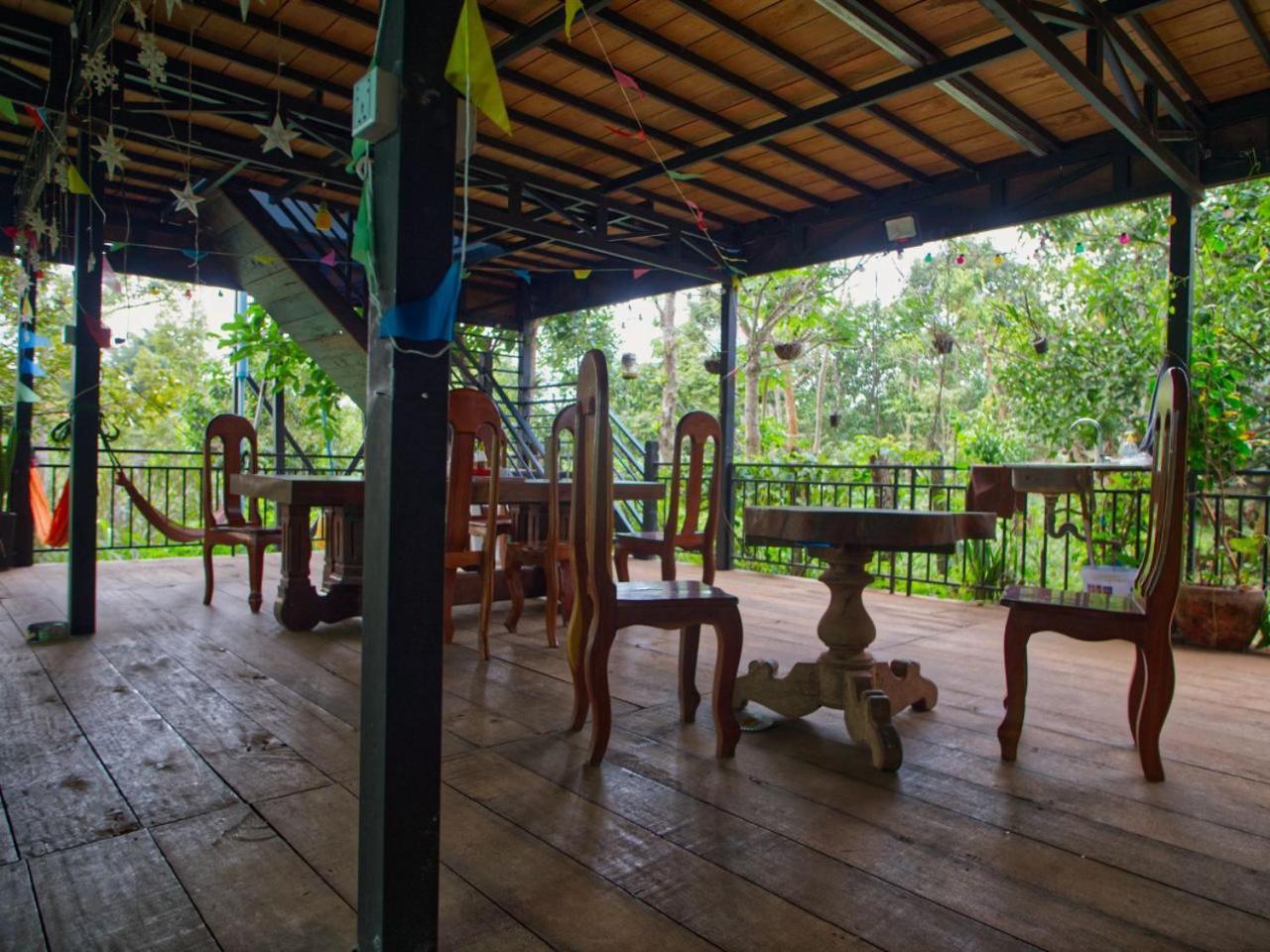 Manel Guesthouse And Restaurant Sen Monorom Exterior photo